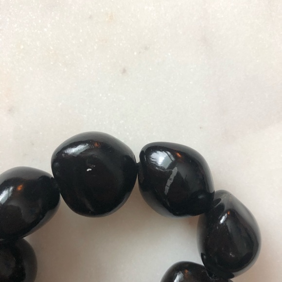 😻5/$15🛍Hawaiian Kukui Nut Bracelet - Picture 3 of 3